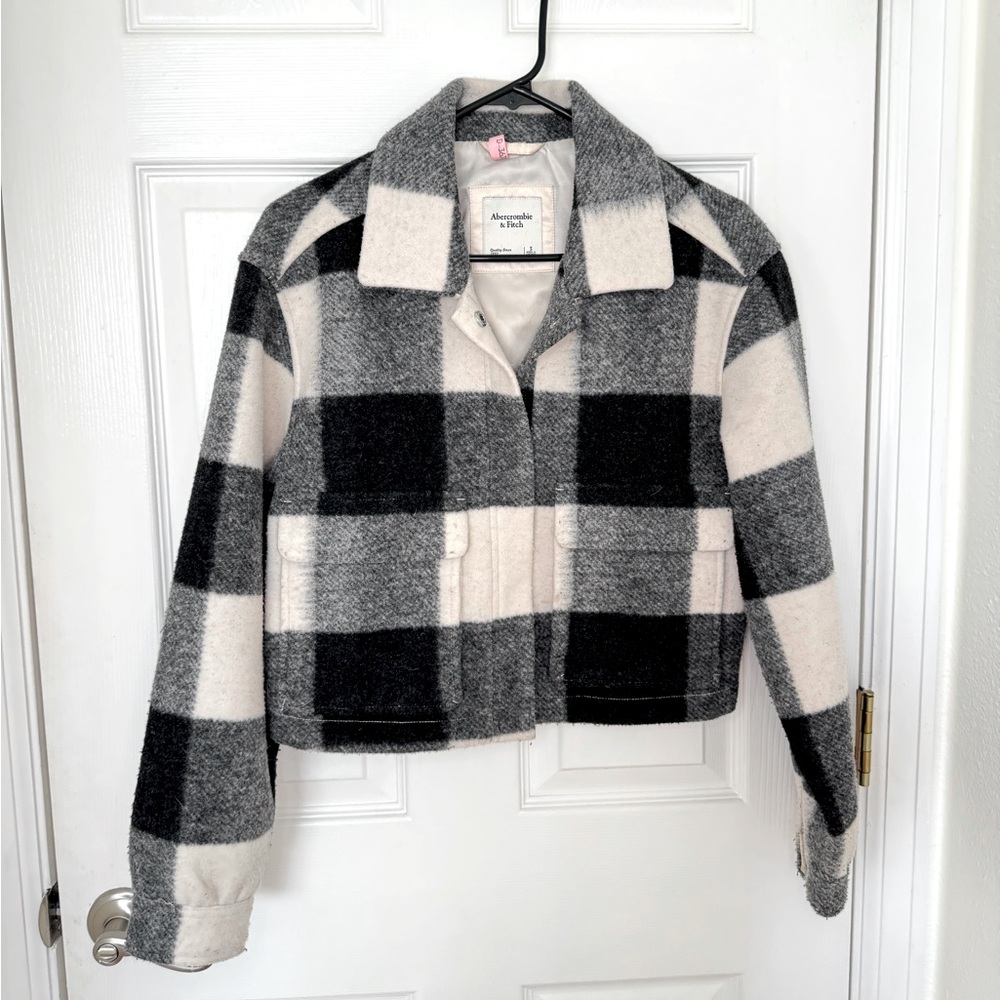 Wool Blend Cropped Plaid Short Coat